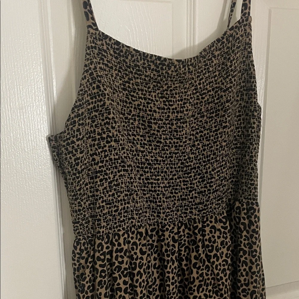 Old Navy Brown Leopard Print Midi Dress - Picture 2 of 4